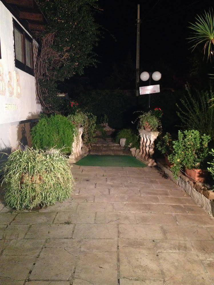 Bed & Breakfast Santa Fara บารี ภายนอก รูปภาพ