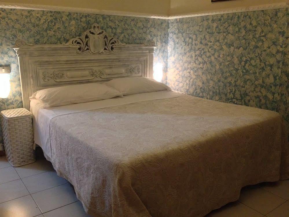 Bed & Breakfast Santa Fara บารี ภายนอก รูปภาพ